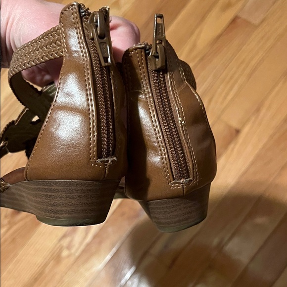 Women's Brown Sandals - Picture 5 of 5